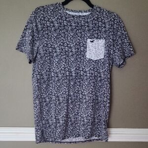 Hollister Black and White Graphic Tee